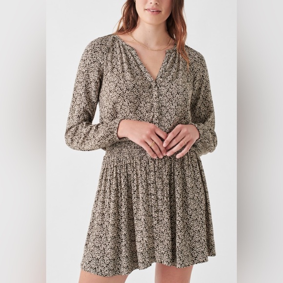 FAHERTY Montara Dress in Leaf Batik Size Large VGUC - Picture 3 of 8